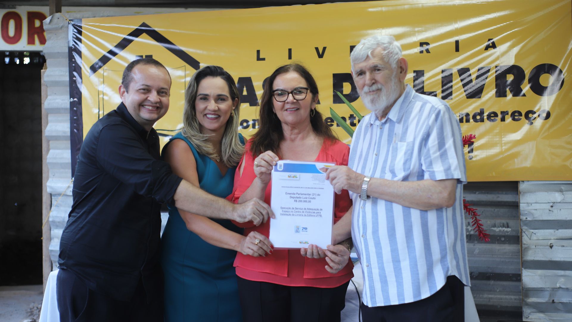 UFPB recebe deputado Luiz Couto para visita a obras no CCHLA e na nova livraria da Editora Universitária